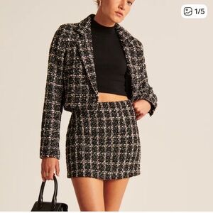 ABERCROMBIE & FITCH: Cropped Tweed Blazer Large